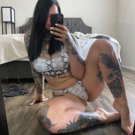 call-girls-in-jhandewalan-delhi-justdial-9643442675-big-1