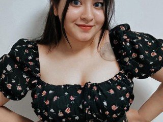 call-us-96439-00018-a-girls-in-chanakyapur-delhi-ncr